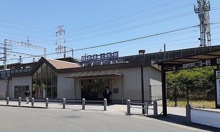 近くの阪急上牧駅まで650m（徒歩9分）
