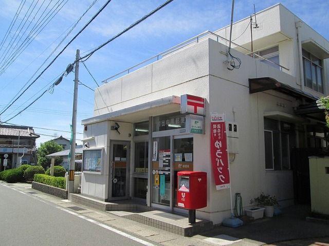 近くの岩出中黒郵便局様まで750m(徒歩10分)