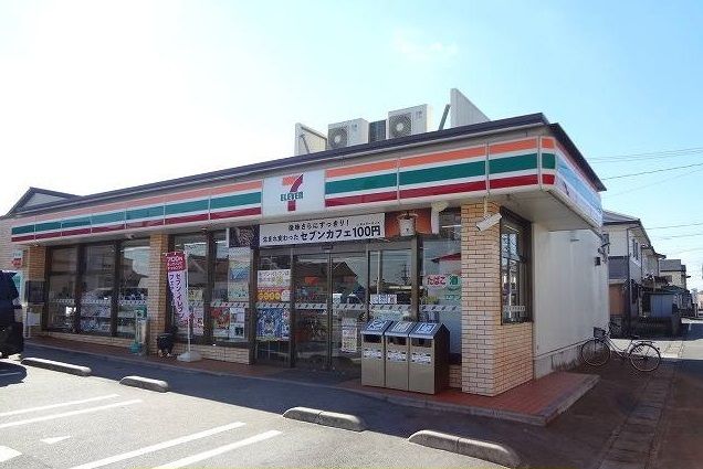 近くのコンビニまで750m（徒歩10分）