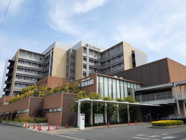 近くの葛城病院様まで610m（徒歩8分）