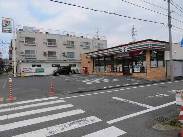 近くのセブンイレブンまで550m(徒歩7分)