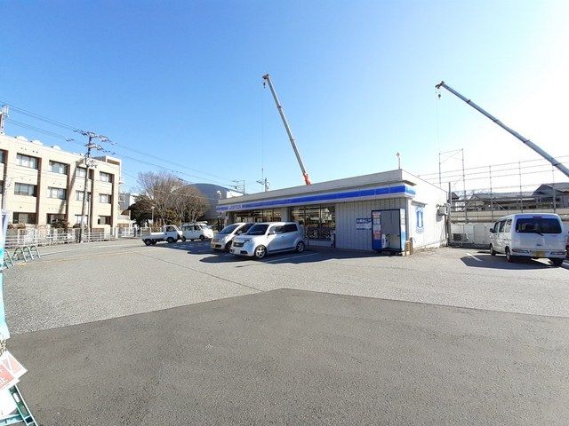 近くのローソン 高知朝倉本町二丁目店まで300m(徒歩4分)
