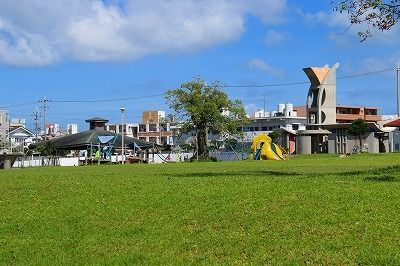 近くの美里公園まで450m(徒歩6分)