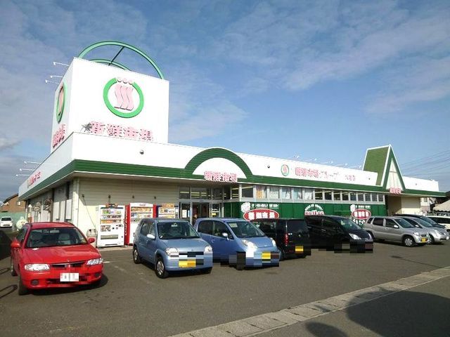 近くの新鮮市場まで500m（徒歩7分）