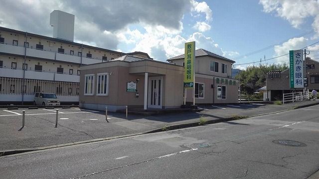 近くの敷戸耳鼻咽喉科医院まで650m（徒歩9分）