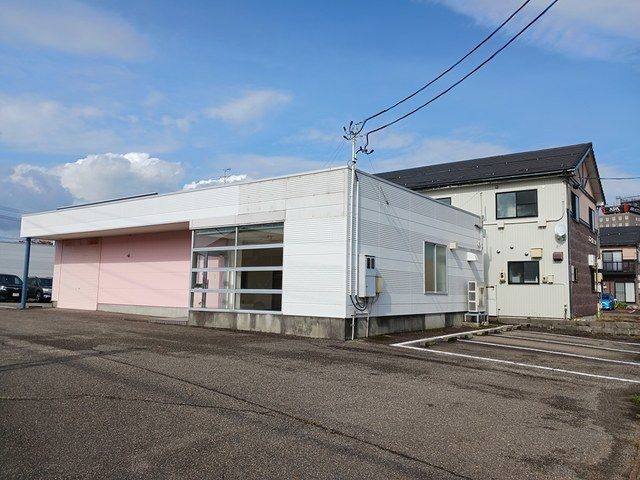 須頃1丁目倉庫付事務所Bの外観画像