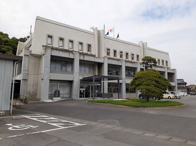 近くの潮来市役所まで2,300m（徒歩29分）