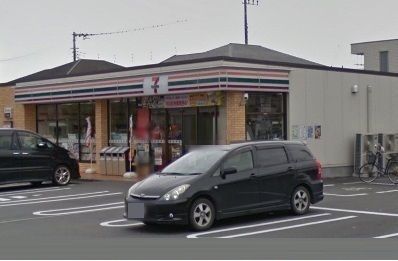 近くのセブンイレブン原町中３丁目店まで1,000m（徒歩13分）
