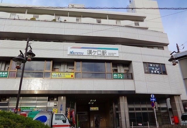 近くの名鉄本線　須ヶ口駅まで950m（徒歩12分）