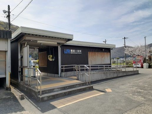 近くのJR備前一宮駅まで3,200m（徒歩40分）