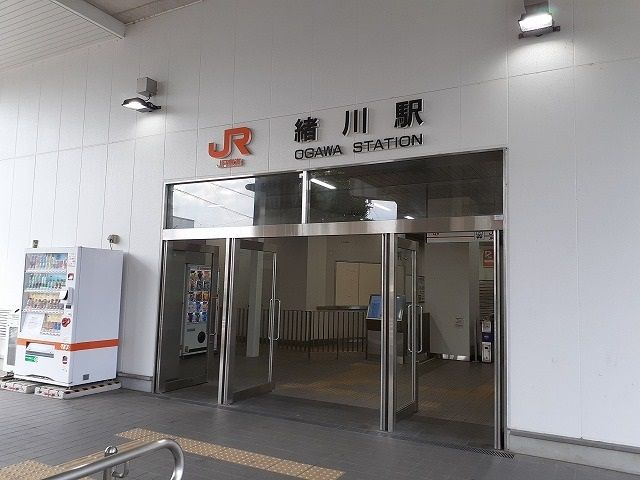 近くの駅まで1,100m（徒歩14分）