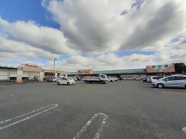 近くのマルナカ 土佐店まで500m（徒歩7分）