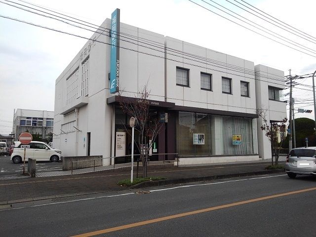 近くの福岡銀行まで520m(徒歩7分)