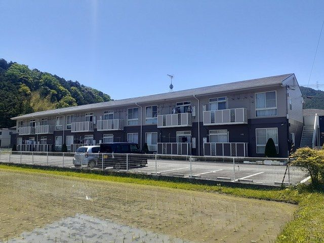 コンフォート美輪の外観画像