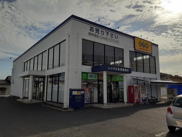 近くのレンタルビデオまで400m（徒歩5分）