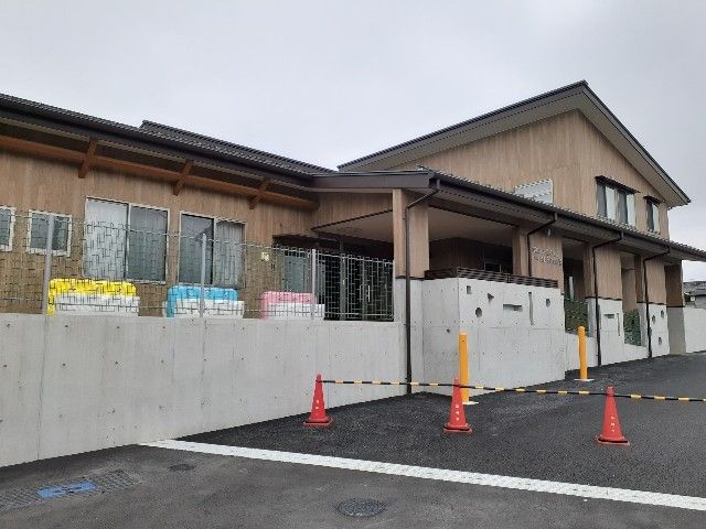 近くのさわらび幼稚園まで1,100m(徒歩14分)