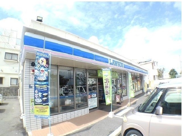 近くのローソン中頭病院前まで450m（徒歩6分）