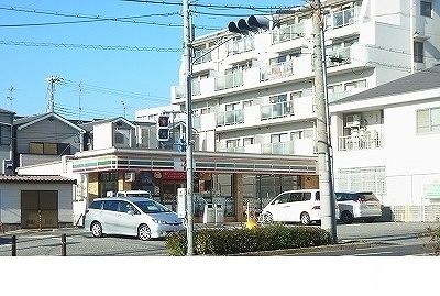 近くのセブンイレブン大和町4丁目店まで300m(徒歩4分)