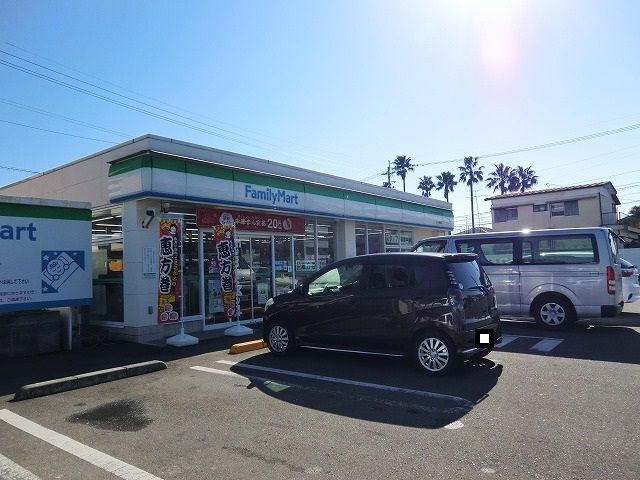 近くのコンビニまで290m（徒歩4分）