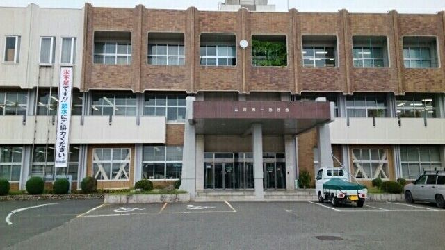 近くの豊川市一宮庁舎まで1,060m（徒歩14分）