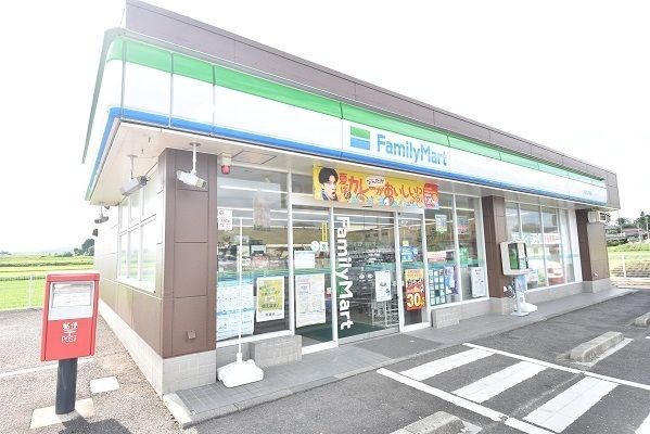 近くのファミリーマート 本宮仁井田店まで550m（徒歩7分）