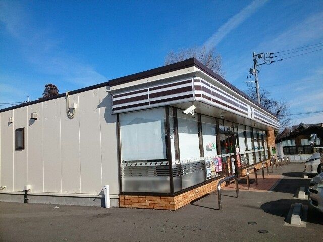 近くのセブンイレブン七日市店まで850m（徒歩11分）