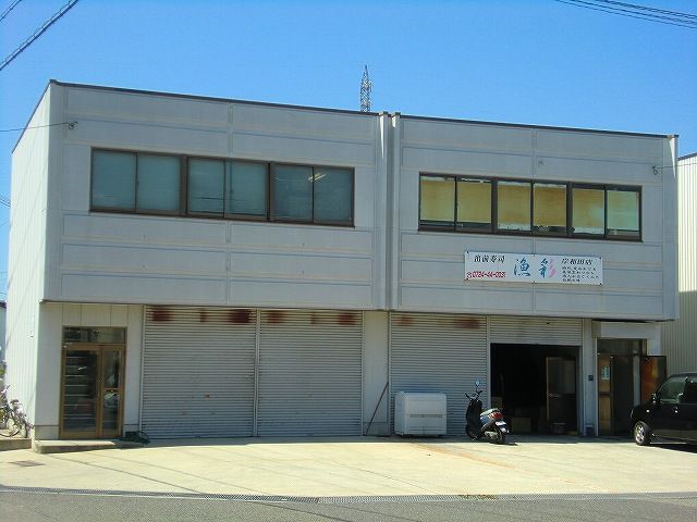小松里町倉庫付事務所E1の外観画像