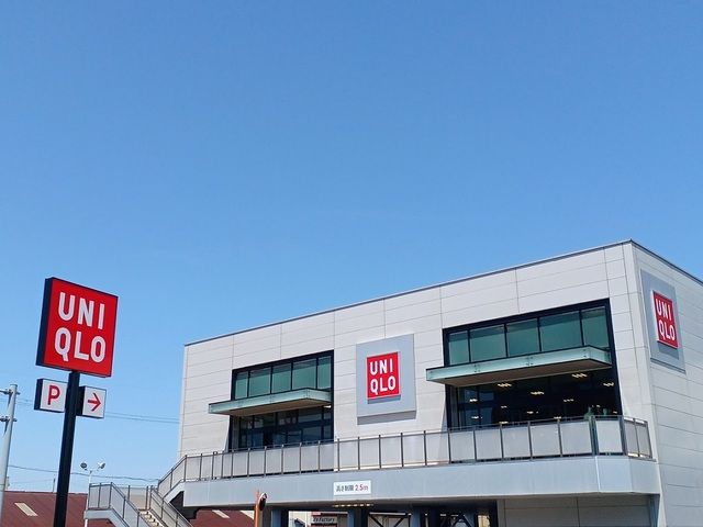近くのユニクロ泉北店様まで900m（徒歩12分）
