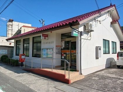 近くの日生寒河郵便局さんまで500m（徒歩7分）