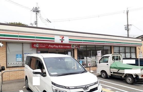 近くのセブンイレブン様まで190m（徒歩3分）