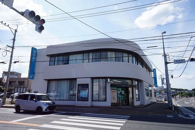 近くの福岡銀行 岡垣支店まで150m(徒歩2分)