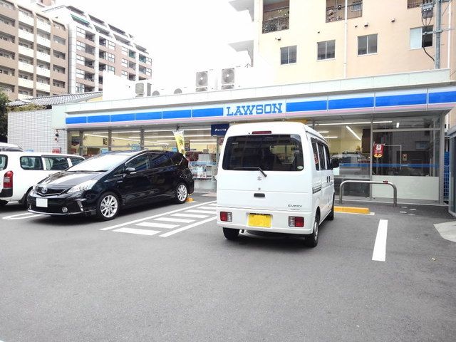 近くのローソン博多古門戸町店まで180m(徒歩3分)