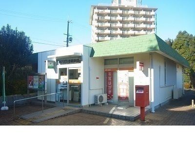 近くの神戸花山東郵便局様まで1,300m（徒歩17分）