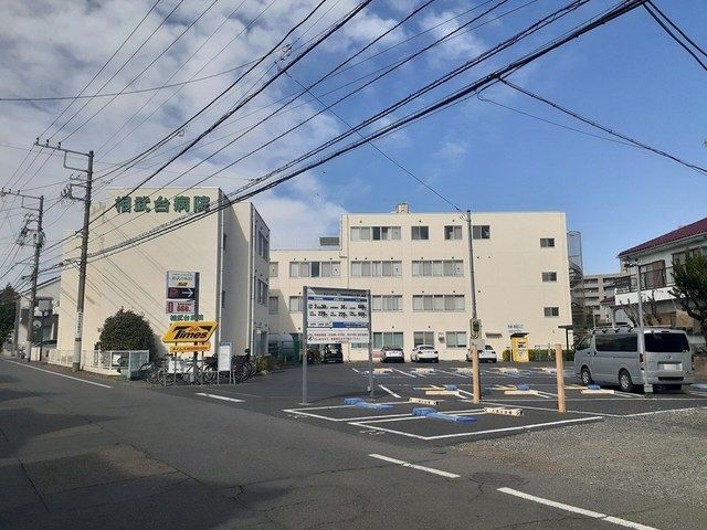 近くの病院まで89m（徒歩2分）