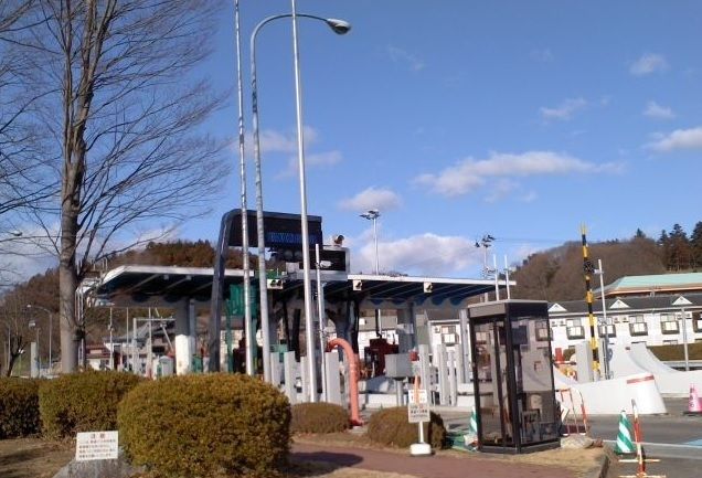 近くの二本松インターチェンジまで3,200m（徒歩40分）