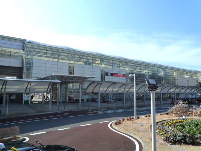 近くの駅まで2,600m（徒歩33分）