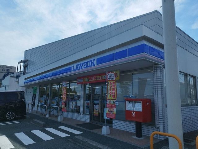 近くのローソンまで850m（徒歩11分）