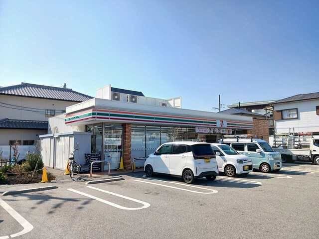 近くのセブンイレブン西宮荒木町店様まで200m（徒歩3分）