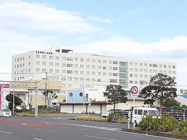 近くの病院まで1,200m（徒歩15分）