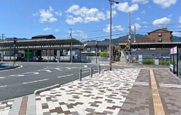 近くの広電 廿日市市役所前まで1,400m(徒歩18分)