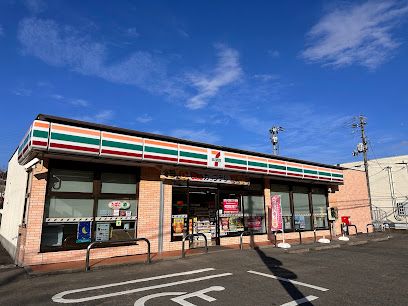 近くのセブンイレブンいわき市立白水店まで1,100m(徒歩14分)