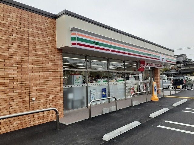 近くのセブンイレブン 鳥取面影小前店まで800m(徒歩10分)