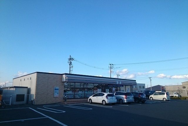 近くのセブンイレブン 亘理東郷店まで1,300m(徒歩17分)