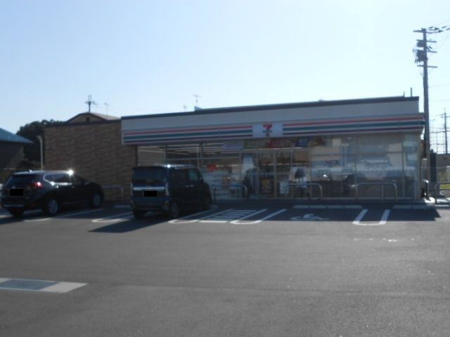 近くのセブンイレブン彦根八坂店様まで240m（徒歩3分）