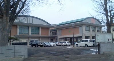 近くの福島市立第三中学校まで1,800m（徒歩23分）
