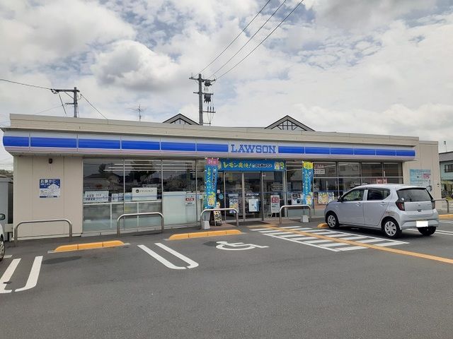 近くのローソン倉敷東富井店まで450m(徒歩6分)