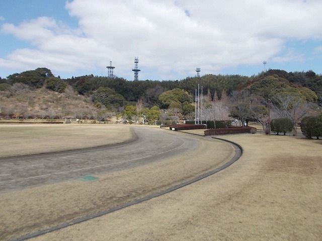 近くの久峰公園まで1,300m(徒歩17分)