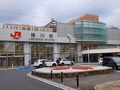 近くのＪＲ勝川駅まで1,600m（徒歩20分）