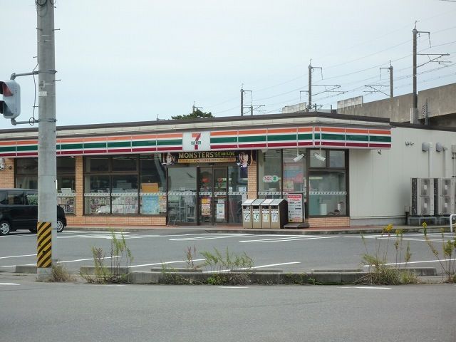 近くのコンビニまで1,000m（徒歩13分）