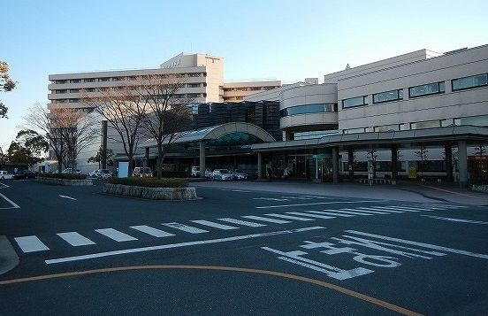 近くの豊橋市民病院まで950m(徒歩12分)